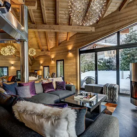 Chalet Lech: An Idyllic Retreat Surrounded Apartment *